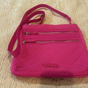 Vera Bradley pink bag with adjustable strap for crossbody of shoulder.